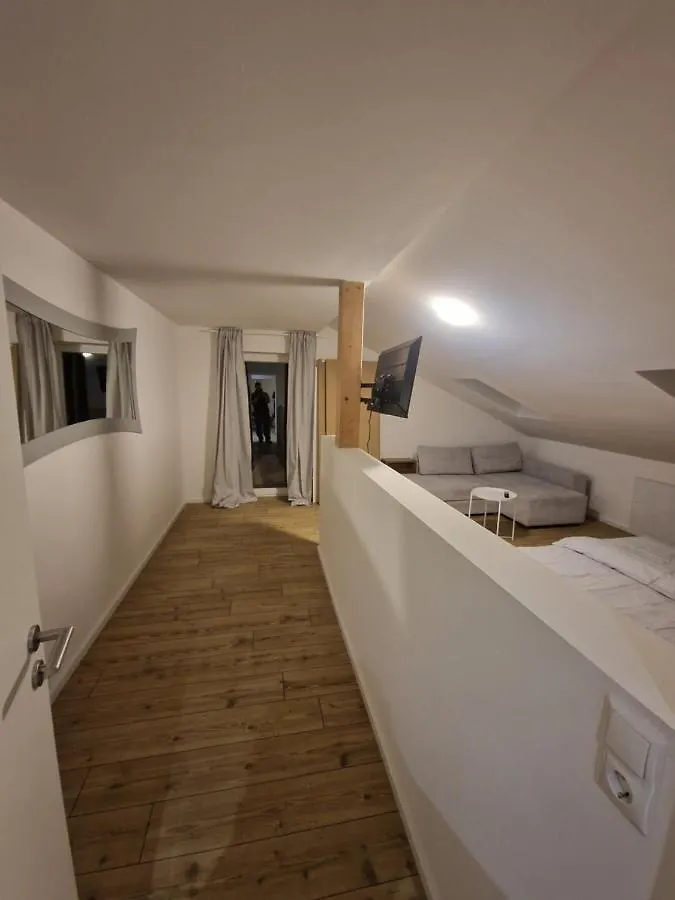 Home4You Doppelzimmer 3 Turkheim Guest house